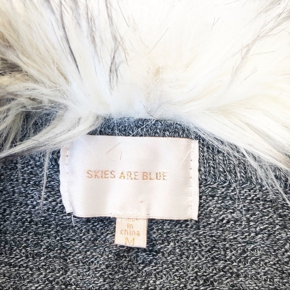 Skies are Blue Emira Faux Fur Collar Knit Vest - M - Picture 5 of 12